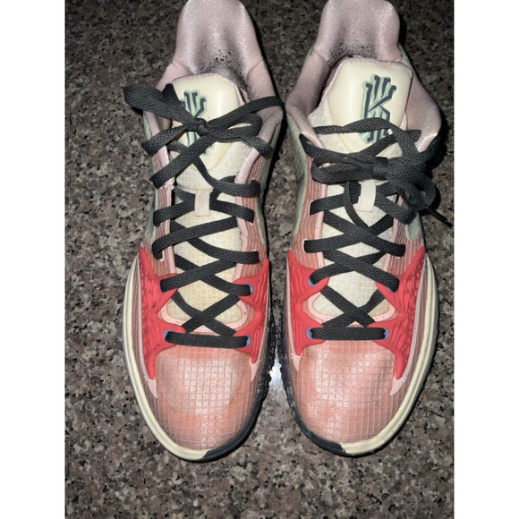 Size 12 Nike Kyrie Low 4 Pale Coral Grey Cashmere Mens Basketball CW3985-800